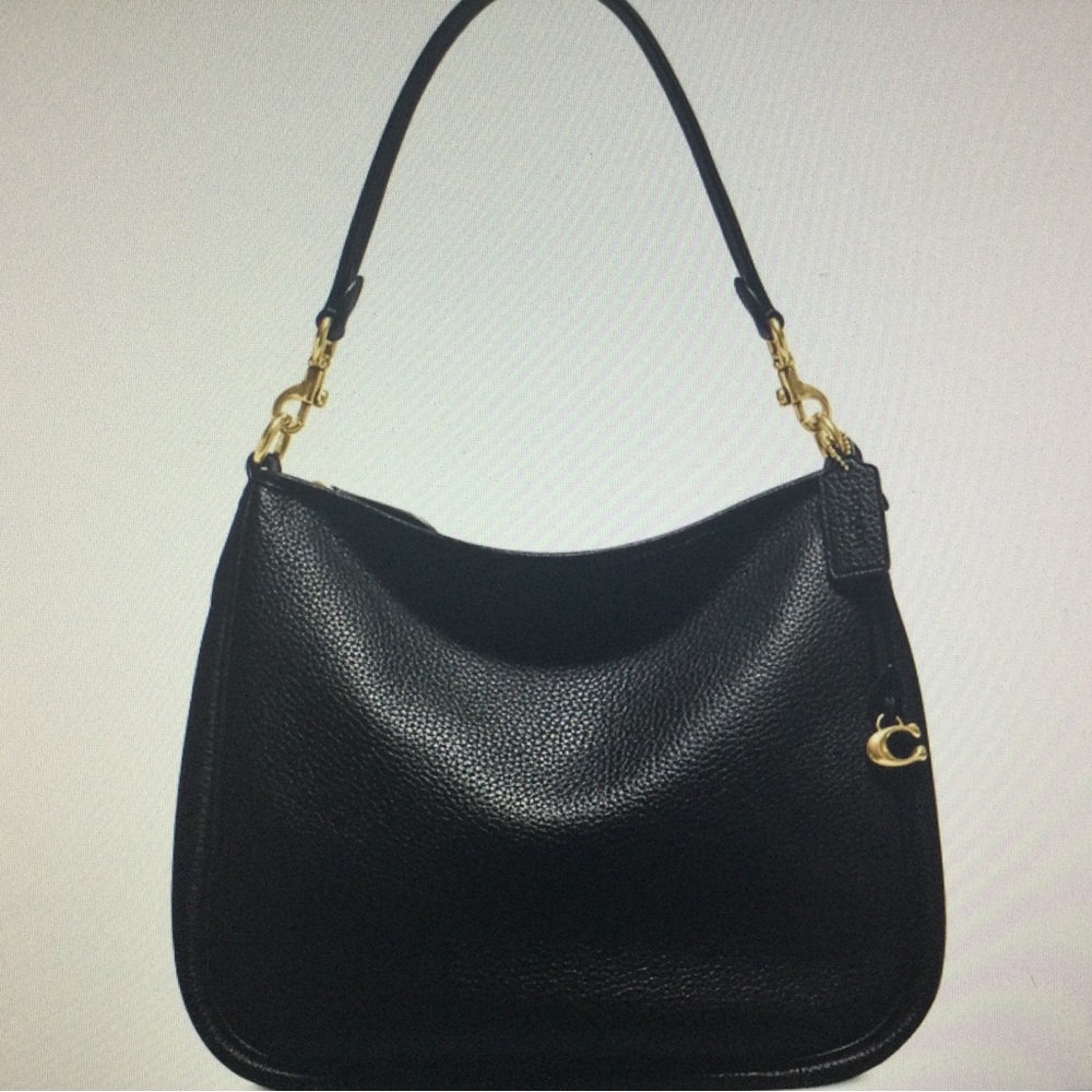 Like New Excellent Condition COACH Soft Pebble Leather Cary Shoulder Bag